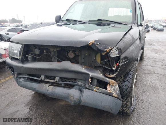 1998 Toyota 4Runner with VIN JT3GM84R2W0034920, listed as a IAAI auction lot 41550366 with 208,407 mi miles. Bid and sale history available at carsss.com. Image 18.
