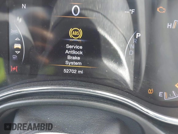 2022 Jeep Grand Cherokee Limited with VIN 1C4RJEBG4NC171643, listed as a IAAI auction lot 41440015 with 52,702 mi miles and . Bid and sale history available at DreamBid. Image 15.