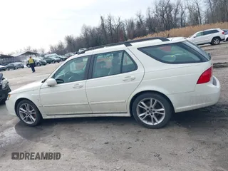2008 Saab 9-5 with VIN YS3ED59G583514694, listed as a IAAI auction lot 41463705 with 122,409 mi miles. Bid and sale history available at carsss.com. Image 15.