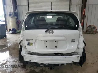 2018 Nissan Note SV z VIN 3N1CE2CP7JL357797, wystawiony jako Copart lot #64172435 z przebiegiem 37 083 mil mil oraz Szkoda całkowita • Salvage title. Historia ofert i sprzedaży dostępna na DreamBid. Obrazek 6.