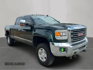 2015 GMC Sierra 2500HD available WiFi SLT with VIN 1GT12ZE82FF581685, listed as a Copart auction lot 54453955 with 185,110 mi miles and Clean Title. Bid and sale history available at carsss.com. Image 1.