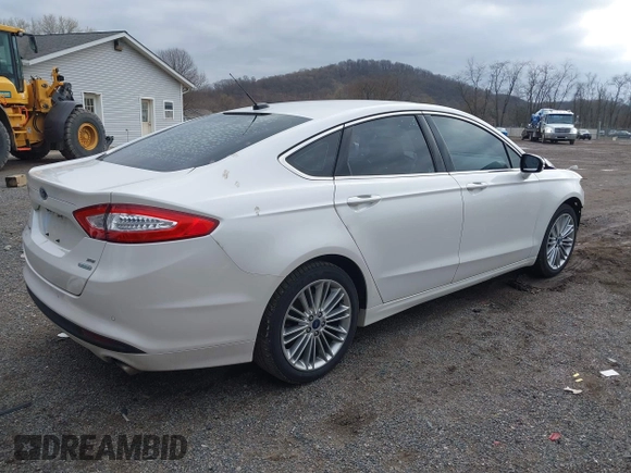 2015 Ford Fusion SE with VIN 3FA6P0HD2FR222244, listed as a IAAI auction lot 41932249 with 113,685 mi miles. Bid and sale history available at carsss.com. Image 4.
