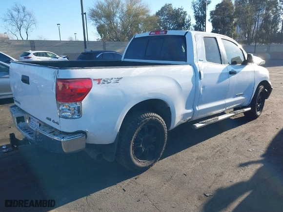 2013 Toyota Tundra 4WD Truck with VIN 5TFUW5F1XDX305466, listed as a IAAI auction lot 41862141 with 133,433 mi miles. Bid and sale history available at carsss.com. Image 4.