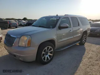 2007 GMC Yukon XL Denali with VIN 1GKFK66837J310012, listed as a Copart auction lot 75399364 with 216,068 mi miles and Salvage Title. Bid and sale history available at carsss.com. Image 1.