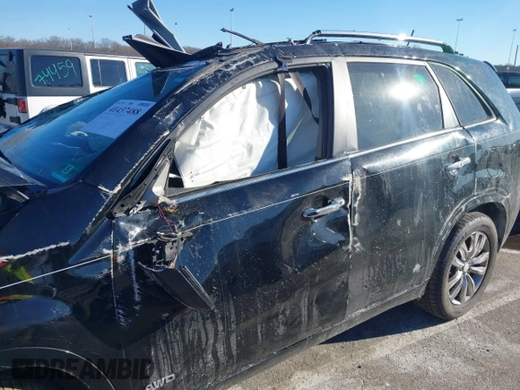 2013 Kia Sorento SX with VIN 5XYKWDA28DG367307, listed as a IAAI auction lot 41437488 with 120,822 mi miles and . Bid and sale history available at DreamBid. Image 6.