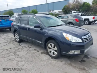 2012 Subaru Outback 3.6R Limited with VIN 4S4BRDKC1C2201097, listed as a IAAI auction lot 42111508 with 104,785 mi miles. Bid and sale history available at carsss.com. Image 1.