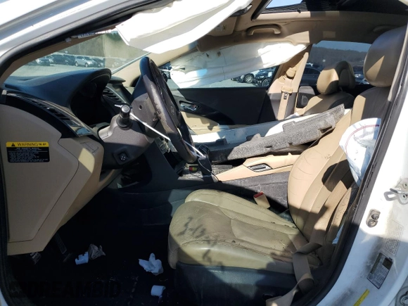 2015 Hyundai Azera Limited z VIN KMHFH4JG1FA433220, wystawiony jako Copart lot #50007845 z przebiegiem 133 942 mil mil oraz Szkoda całkowita • Salvage title. Historia ofert i sprzedaży dostępna na DreamBid. Obrazek 7.