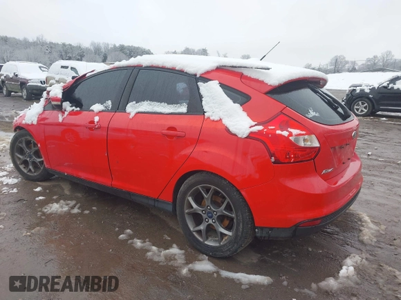 2014 Ford Focus SE z VIN 1FADP3K27EL253180, wystawiony jako IAAI lot #41613281 z przebiegiem 145 620 mil mil oraz . Historia ofert i sprzedaży dostępna na DreamBid. Obrazek 3.
