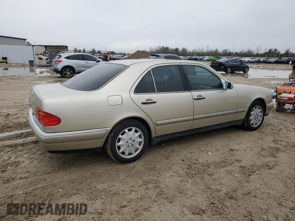 1997 Mercedes-Benz E-Class with VIN WDBJF55F2VJ031344, listed as a Copart auction lot 46499055 with 109,833 mi miles and Clean Title. Bid and sale history available at carsss.com. Image 3.