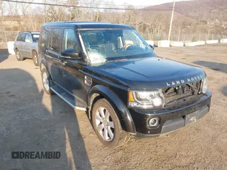 2015 Land Rover LR4 HSE with VIN SALAG2V65FA764267, listed as a IAAI auction lot 41716586 with 146,630 mi miles and . Bid and sale history available at DreamBid. Image 1.