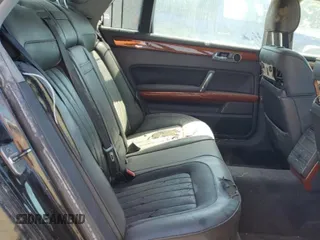 2005 Volkswagen Phaeton z VIN WVWAF03D458004076, wystawiony jako Copart lot #66794644 z przebiegiem Nie podano mil oraz Tytuł czysty. Historia ofert i sprzedaży dostępna na DreamBid. Obrazek 10.