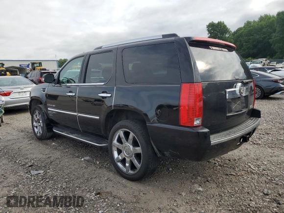 2008 Cadillac Escalade z VIN 1GYFK63818R251958, wystawiony jako Copart lot #60858735 z przebiegiem 253 726 mil mil oraz Czysty tytuł • Clean title. Historia ofert i sprzedaży dostępna na DreamBid. Obrazek 2.