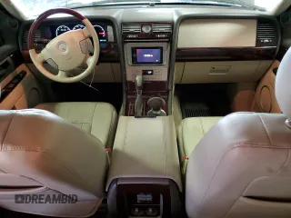 2004 Lincoln Navigator Luxury with VIN 5LMFU27R04LJ29755, listed as a Copart auction lot 86722214 with 121,737 mi miles and Salvage Title. Bid and sale history available at carsss.com. Image 8.