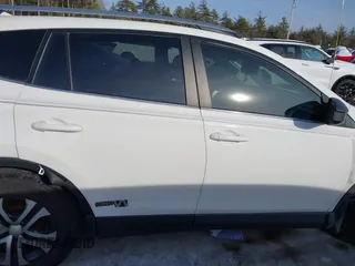 2017 Toyota RAV4 LE with VIN JTMBFREV1HJ146865, listed as a IAAI auction lot 41645327 with 142,191 mi miles. Bid and sale history available at carsss.com. Image 14.