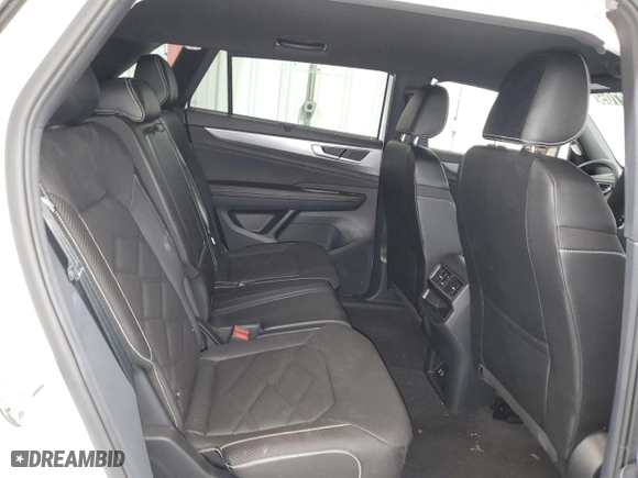 2024 Volkswagen Atlas Cross Sport 2.0T SE w/Technology with VIN 1V2HE2CA2RC228967, listed as a Copart auction lot 45992705 with 26,950 mi miles and Salvage Title. Bid and sale history available at carsss.com. Image 11.