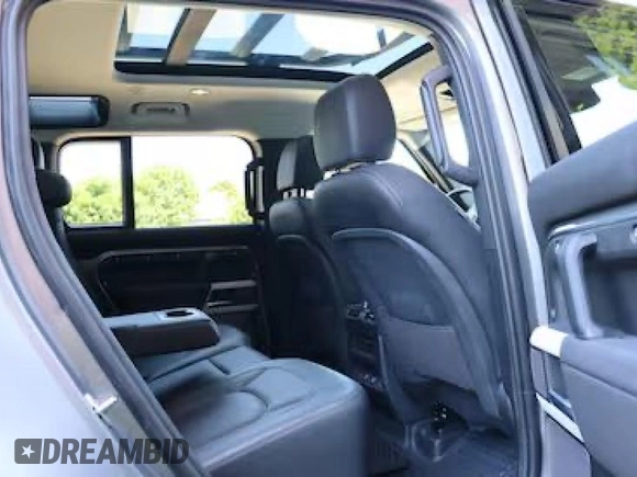 2023 Land Rover Defender S with VIN SALEJ7EX3P2131XXX, listed as a Copart auction lot 60791425 with 22,251 mi miles and Clean title. Bid and sale history available at DreamBid. Image 6.