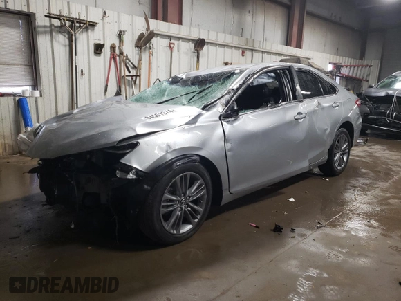 2017 Toyota Camry XLE with VIN 4T1BF1FK1HU352381, listed as a Copart auction lot 84551574 with 40,663 mi miles and Salvage Title. Bid and sale history available at DreamBid. Image 1.