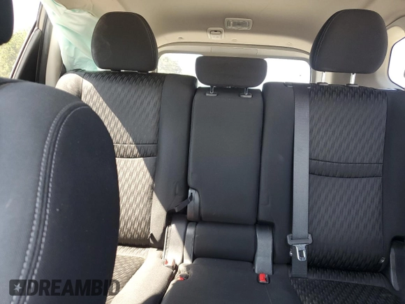 2017 Nissan Rogue SV z VIN KNMAT2MT2HP560262, wystawiony jako Copart lot #54861885 z przebiegiem 109 604 mil mil oraz Szkoda całkowita • Salvage title. Historia ofert i sprzedaży dostępna na DreamBid. Obrazek 10.