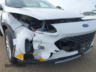 2021 Ford Escape SE Hybrid с VIN 1FMCU9BZ7MUB03539, выставлен на аукционе IAAI как лот 41701482 с пробегом 50 834 миль миль и . История ставок и продаж доступна на DreamBid. Изображение 6.