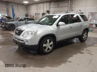 2011 GMC Acadia SLT1 with VIN 1GKKVRED3BJ411906, listed as a IAAI auction lot 41139873 with 197,267 mi miles. Bid and sale history available at carsss.com. Image 2.