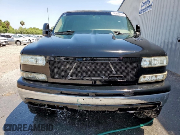 2002 Chevrolet Silverado 1500 LS with VIN 1GCEK19T12Z257038, listed as a Copart auction lot 56856265 with 205,764 mi miles and Clean Title. Bid and sale history available at DreamBid. Image 5.