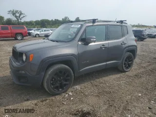 2017 Jeep Renegade Altitude with VIN ZACCJBBHXHPF20561, listed as a Copart auction lot 70382104 with 130,546 mi miles and Salvage Title. Bid and sale history available at carsss.com. Image 1.