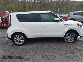 2016 Kia Soul + with VIN KNDJP3A53G7241998, listed as a IAAI auction lot 42016207 with 90,900 mi miles. Bid and sale history available at carsss.com. Image 13.