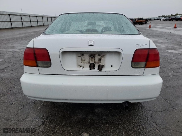 1996 Honda Civic DX with VIN 1HGEJ6628TL016028, listed as a Copart auction lot 82329494 with 158,084 mi miles and Salvage Title. Bid and sale history available at carsss.com. Image 6.