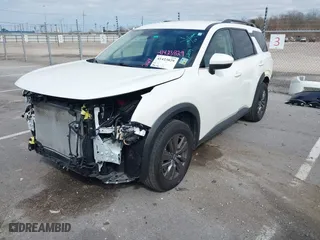 2024 Nissan Pathfinder SV with VIN 5N1DR3BA5RC256432, listed as a IAAI auction lot 41423829 with 17,676 mi miles. Bid and sale history available at carsss.com. Image 18.