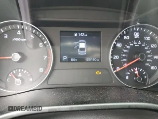 2019 Kia Forte S z VIN 3KPF34AD3KE110772, wystawiony jako Copart lot #55505815 z przebiegiem 123 180 mil mil oraz Szkoda całkowita • Salvage title. Historia ofert i sprzedaży dostępna na DreamBid. Obrazek 9.