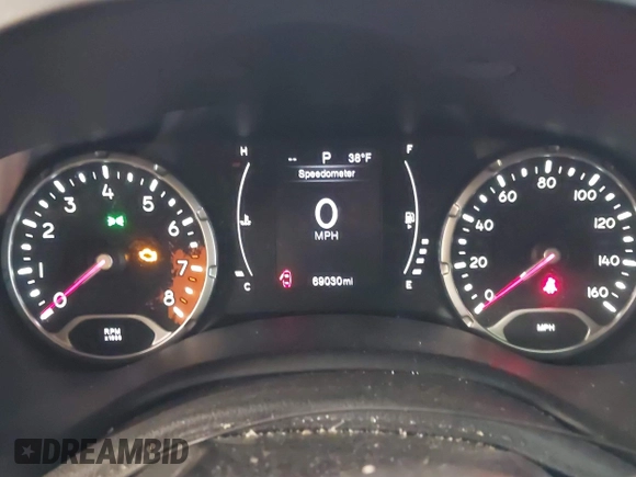 2015 Jeep Renegade Latitude with VIN ZACCJBBT0FPB52572, listed as a IAAI auction lot 41835191 with 69,030 mi miles and . Bid and sale history available at DreamBid. Image 7.