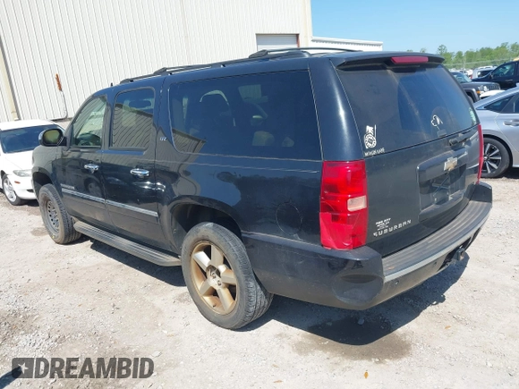 2011 Chevrolet Suburban LTZ with VIN 1GNSKKE31BR299912, listed as a IAAI auction lot 41990351 with 268,982 mi miles. Bid and sale history available at carsss.com. Image 3.