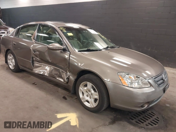 2003 Nissan Altima S with VIN 1N4AL11E53C354648, listed as a IAAI auction lot 41801992 with 172,010 mi miles. Bid and sale history available at carsss.com. Image 1.