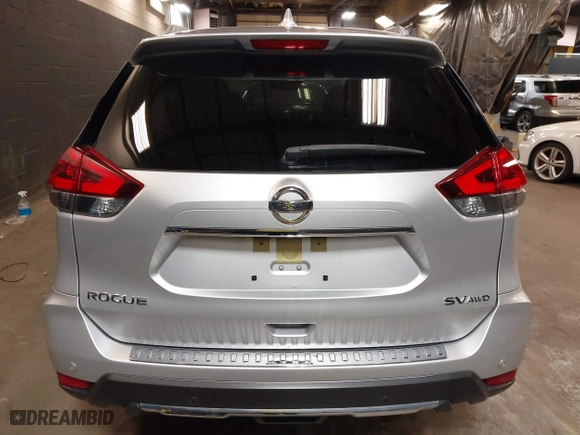 2020 Nissan Rogue SV with VIN JN8AT2MVXLW120696, listed as a IAAI auction lot 40635955 with 47,144 mi miles. Bid and sale history available at carsss.com. Image 16.