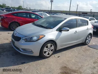 2016 Kia Forte 5-Door LX with VIN KNAFK5A8XG5629507, listed as a IAAI auction lot 42098605 with 140,627 mi miles. Bid and sale history available at carsss.com. Image 2.