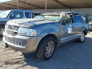 2012 Lincoln Navigator z VIN 5LMJJ2J50CEL05330, wystawiony jako IAAI lot #41243003 z przebiegiem Nie podano mil oraz . Historia ofert i sprzedaży dostępna na DreamBid. Obrazek 2.