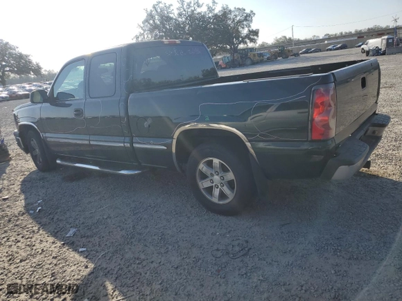 2007 Chevrolet Silverado 1500 Classic Work Truck with VIN 1GCEC19X97Z148012, listed as a Copart auction lot 44987495 with 250,031 mi miles and Salvage Title. Bid and sale history available at carsss.com. Image 2.