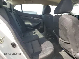 2017 Nissan Maxima SL с VIN 1N4AA6APXHC409977, выставлен на аукционе Copart как лот 52386415 с пробегом 183 542 миль миль и Списание • Salvage title. История ставок и продаж доступна на DreamBid. Изображение 10.