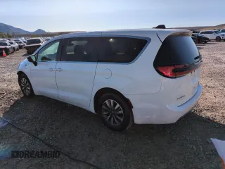 2024 Chrysler Pacifica Hybrid Select z VIN 2C4RC1S78RR123711, wystawiony jako Copart lot #55967745 z przebiegiem 12 042 mil mil oraz Nie do naprawy. Historia ofert i sprzedaży dostępna na DreamBid. Obrazek 2.