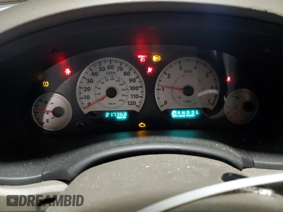 2007 Chrysler Town & Country Touring with VIN 2A4GP54LX7R221370, listed as a Copart auction lot 42526585 with 217,368 mi miles and Salvage Title. Bid and sale history available at DreamBid. Image 9.