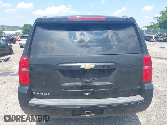 2016 Chevrolet Tahoe LS z VIN 1GNSKAKC7GR409402, wystawiony jako IAAI lot #42594767 z przebiegiem 210 315 mil mil oraz . Historia ofert i sprzedaży dostępna na DreamBid. Obrazek 16.