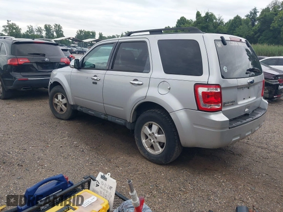 2012 Ford Escape XLT z VIN 1FMCU9D76CKA78378, wystawiony jako IAAI lot #42649925 z przebiegiem 282 992 mil mil oraz . Historia ofert i sprzedaży dostępna na DreamBid. Obrazek 3.