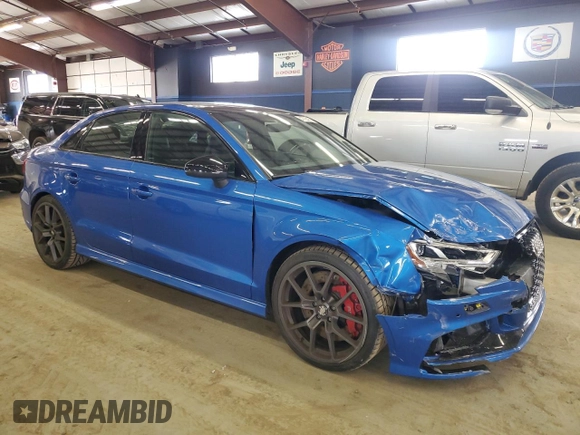 2019 Audi RS 3 z VIN WUABWGFF6KA903863, wystawiony jako Copart lot #47354075 z przebiegiem 66 136 mil mil oraz Szkoda całkowita • Salvage title. Historia ofert i sprzedaży dostępna na DreamBid. Obrazek 4.