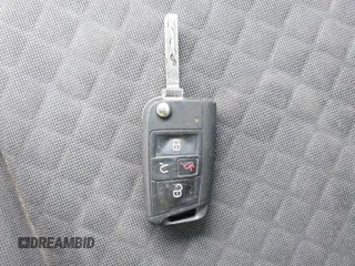2019 Volkswagen Tiguan S с VIN 3VV1B7AX7KM013381, выставлен на аукционе IAAI как лот 41813840 с пробегом 89 258 миль миль и . История ставок и продаж доступна на DreamBid. Изображение 11.