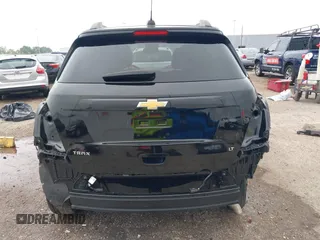 2020 Chevrolet Trax LT z VIN 3GNCJLSB2LL136235, wystawiony jako IAAI lot #41866450 z przebiegiem 65 129 mil mil oraz . Historia ofert i sprzedaży dostępna na DreamBid. Obrazek 17.