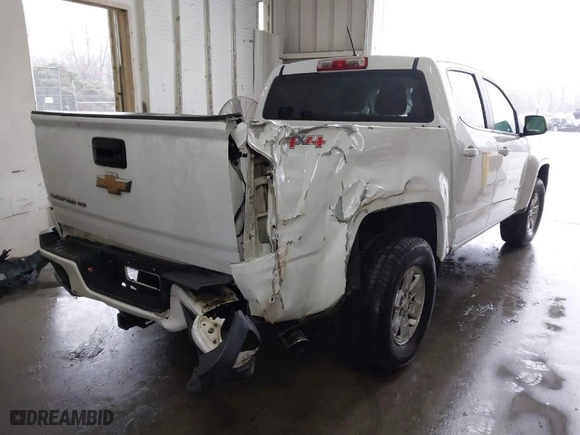 2017 Chevrolet Colorado 4WD WT with VIN 1GCGTBEN8H1261226, listed as a IAAI auction lot 41555932 with 114,930 mi miles. Bid and sale history available at carsss.com. Image 4.