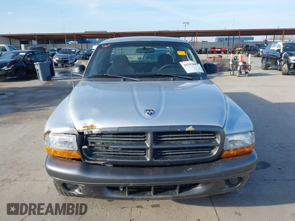 2002 Dodge Dakota with VIN 1B7GL12X62S538389, listed as a IAAI auction lot 41533809 with 159,576 mi miles and . Bid and sale history available at carsss.com. Image 12.