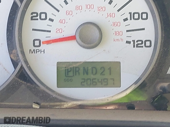 2007 Ford Escape XLT с VIN 1FMYU93197KB68777, выставлен на аукционе IAAI как лот 41996027 с пробегом 206 497 миль миль и . История ставок и продаж доступна на DreamBid. Изображение 15.