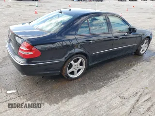 2006 Mercedes-Benz E 500 z VIN WDBUF70J76A869293, wystawiony jako Copart lot #52042215 z przebiegiem 136 742 mil mil oraz Szkoda całkowita • Salvage title. Historia ofert i sprzedaży dostępna na DreamBid. Obrazek 3.