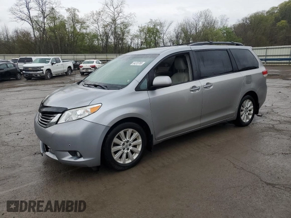 2013 Toyota Sienna XLE with VIN 5TDDK3DC6DS059378, listed as a Copart auction lot 54233765 with 225,129 mi miles and Salvage Title. Bid and sale history available at DreamBid. Image 1.